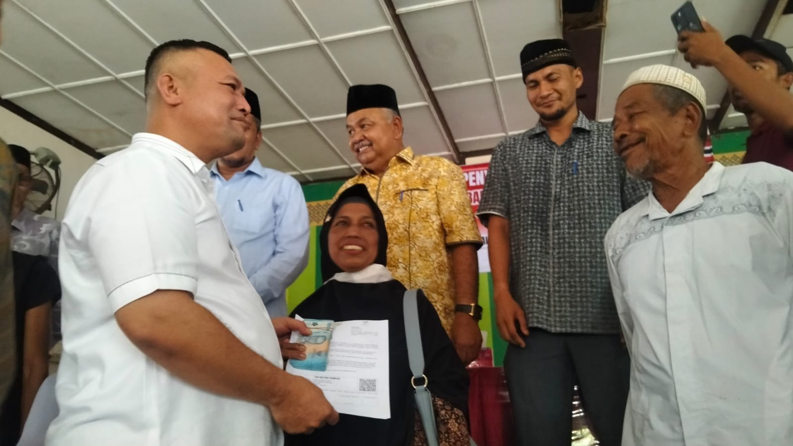 Jadup Tahap II Disalurkan, Ayah Wa Pastikan Tak Ada Korban Banjir Terlewatkan