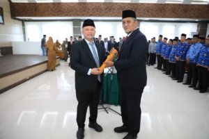 Ayah Wa Bupati Aceh Utara Lantik Dayan Albar Jadi Sekda dan 143 Pejabat Eselon III dan IV di Lingkungan Pemerintah Aceh Utara