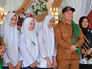 Bupati Ayah Wa Cek Kesiapan Kelas Terpisah Siswa di SMPN 1 Matangkuli