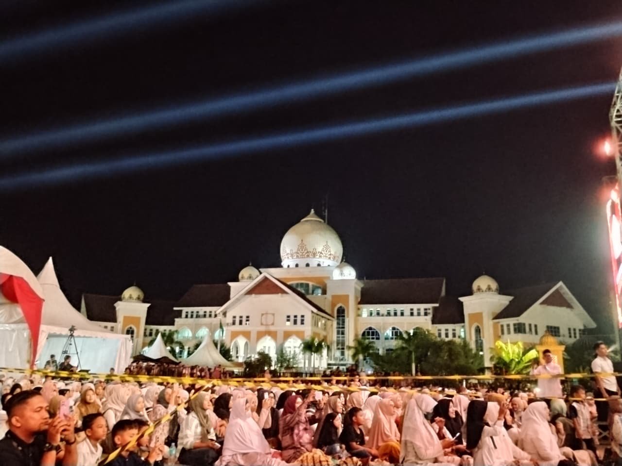 Ribuan Jemaah Padati Malam Zikir Milad 800 Samudera Pasai, Pesan Tgk Habibi Jadi Sorotan